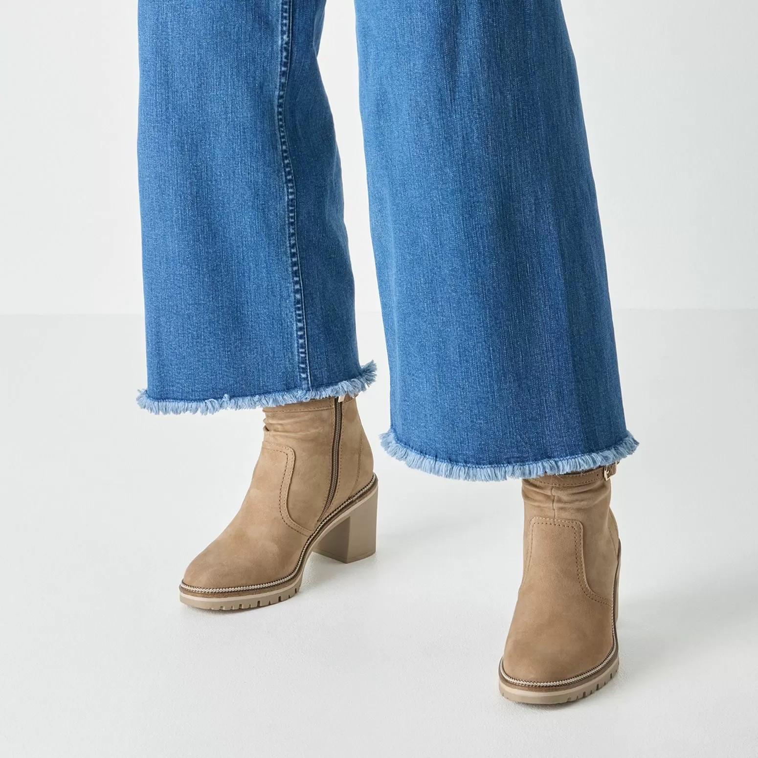 Дамски Боти На Ток TAMARIS - 1-25383-45-400 BEIGE - Image 7