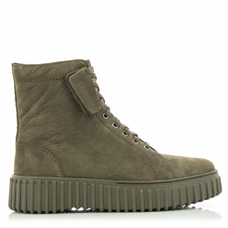 Дамски Равни Боти CLARKS - 26173871 TORHILL RISE DARK OLIVE NUB