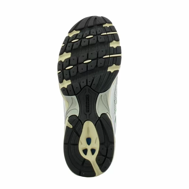 Дамски Сникърс NEW BALANCE - MR530EC WHITE