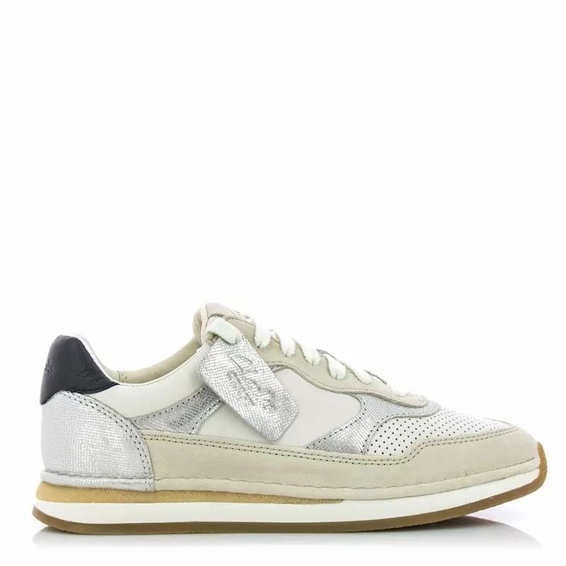 Дамски Сникърс  CLARKS - 26170459 CRAFT RUN TOR. OFF WHITE